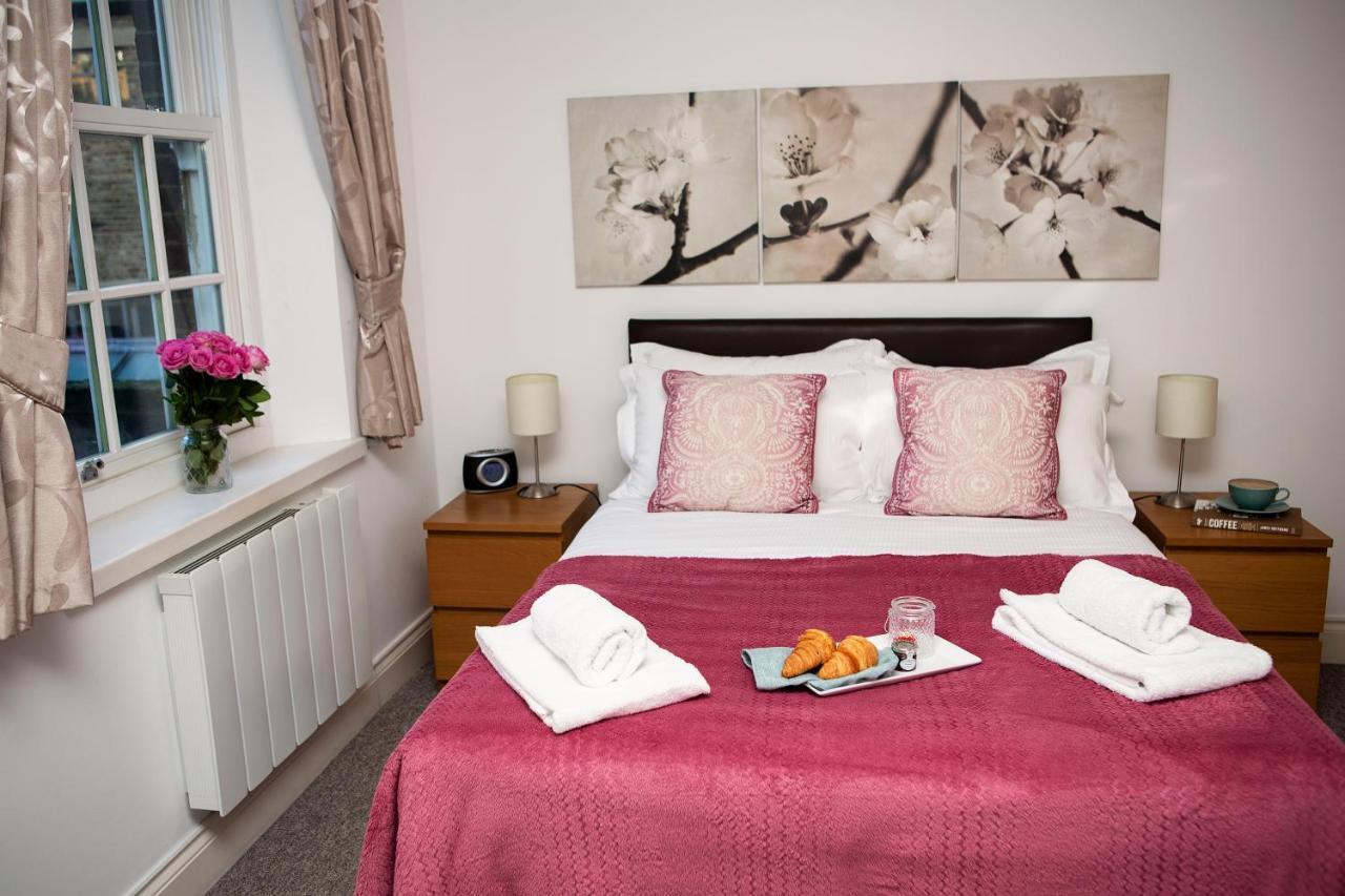 Apt 2, Trafalgar Square 2Nd Floor By Indigo Flats London Bagian luar foto