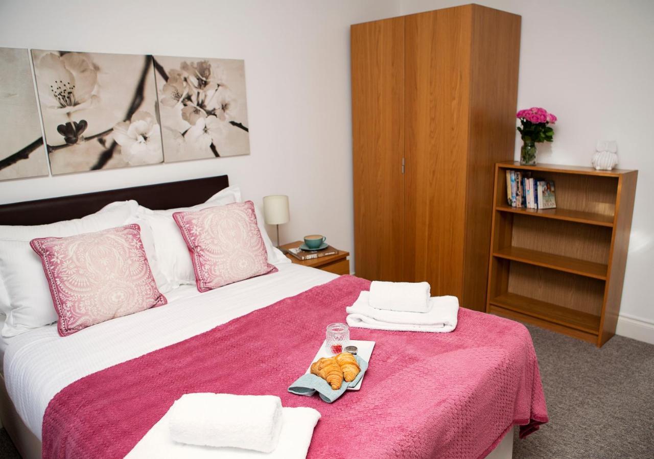 Apt 2, Trafalgar Square 2Nd Floor By Indigo Flats London Bagian luar foto