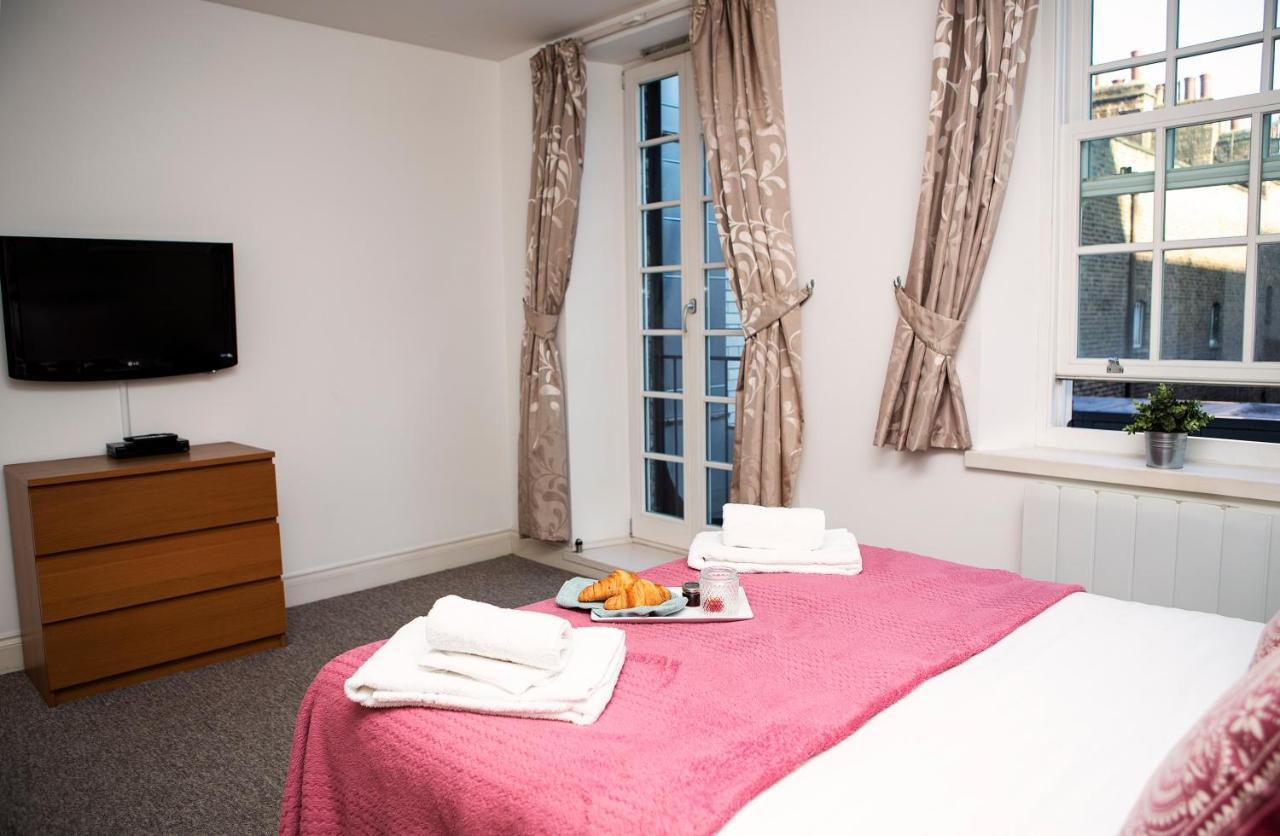 Apt 2, Trafalgar Square 2Nd Floor By Indigo Flats London Bagian luar foto