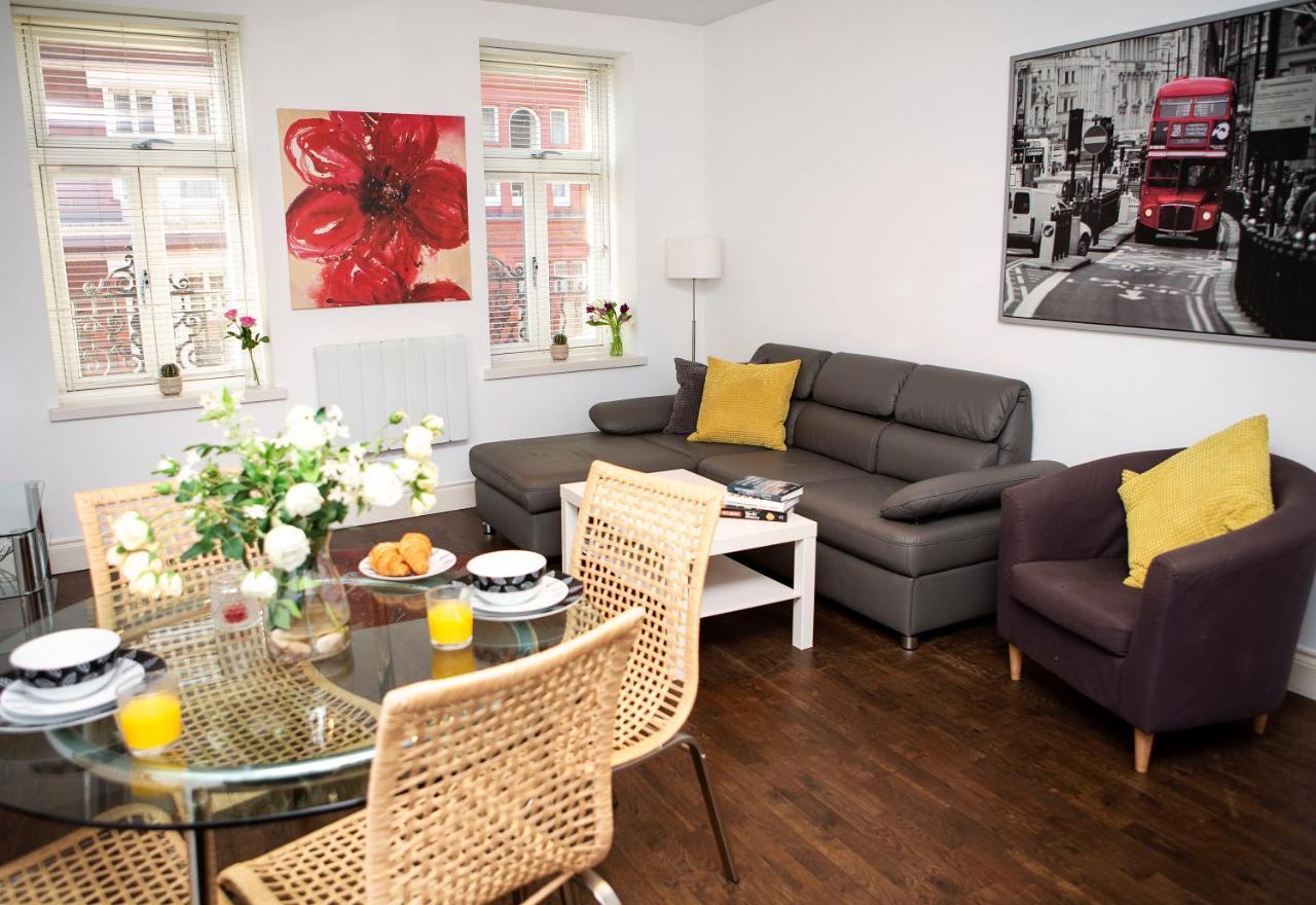 Apt 2, Trafalgar Square 2Nd Floor By Indigo Flats London Bagian luar foto